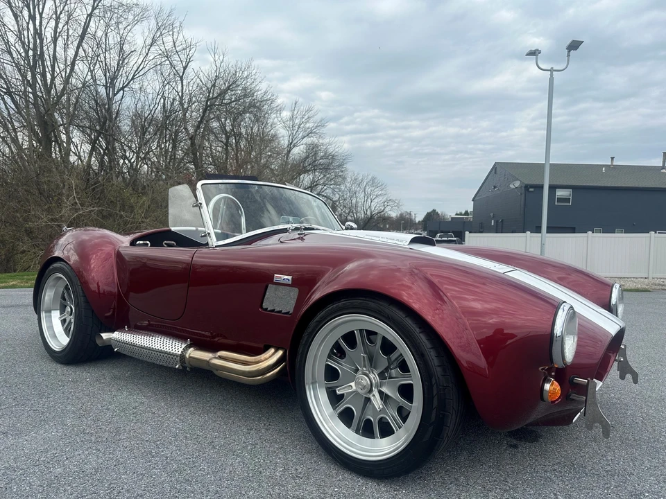 Shelby Cobra Replica - Image 8 of 31