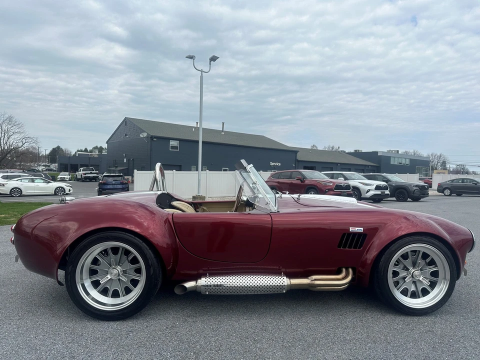 Shelby Cobra Replica - Image 7 of 31