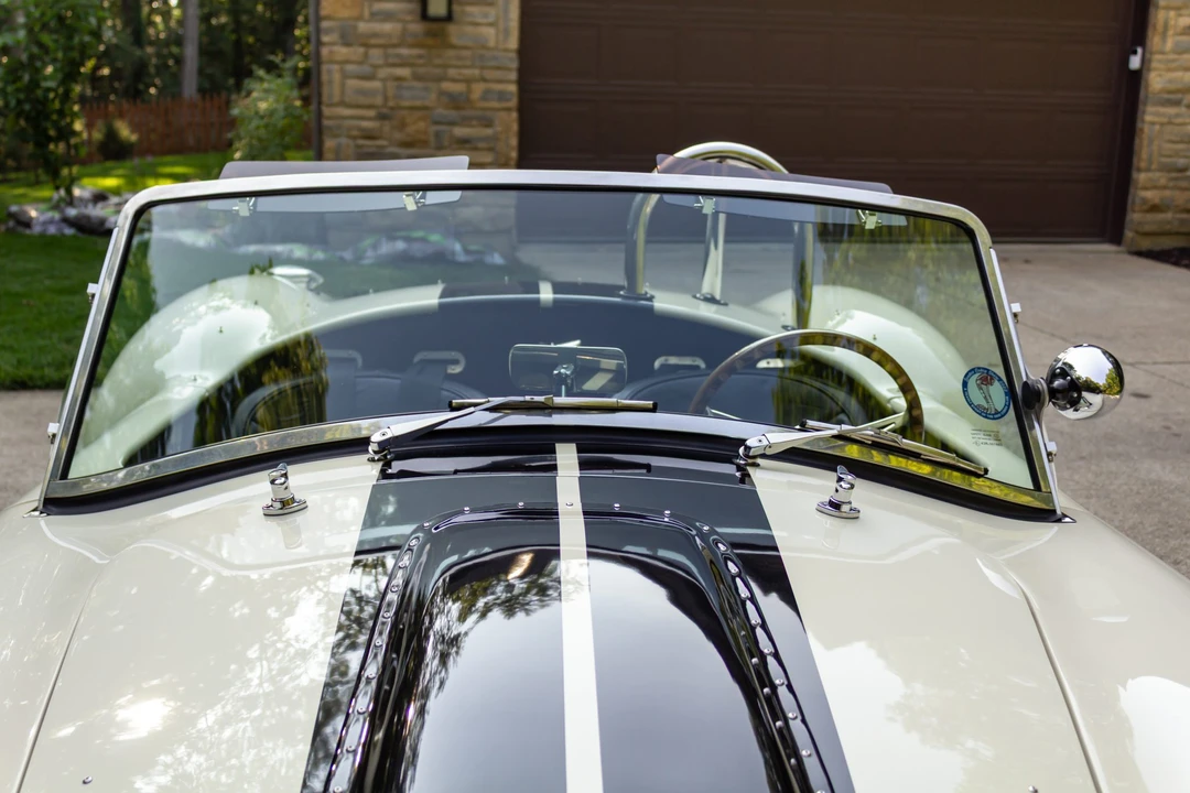 Shelby Cobra Replica - Image 19 of 31