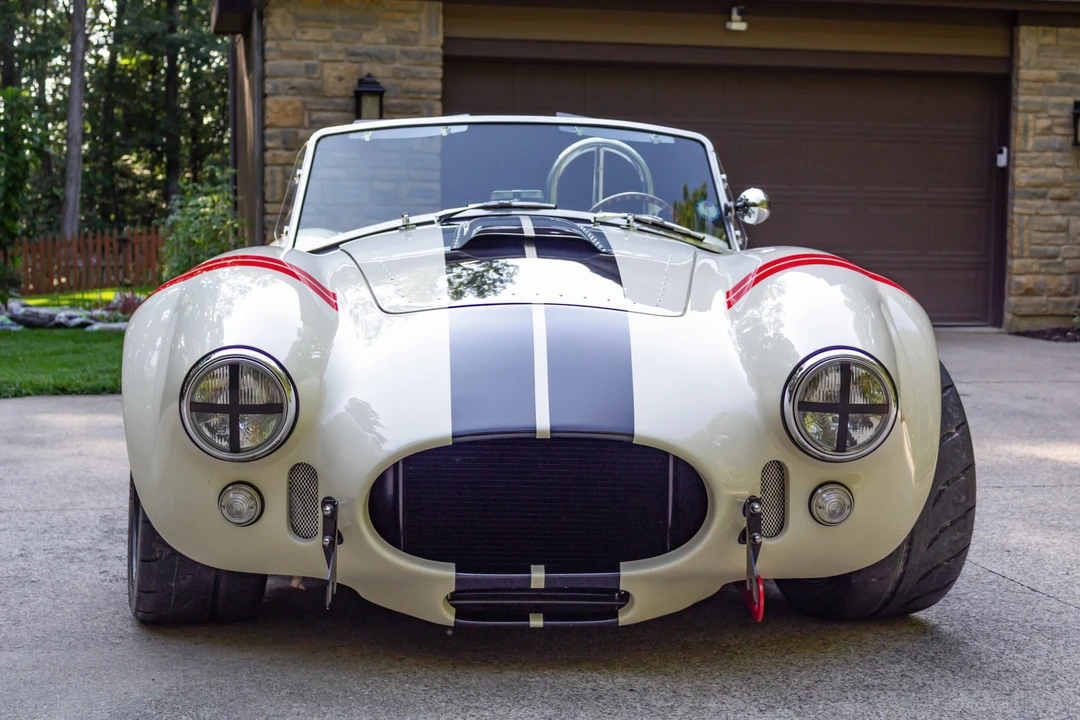 Shelby Cobra Replica - Image 3 of 31