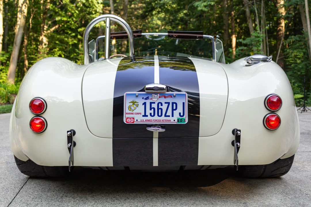 Shelby Cobra Replica - Image 10 of 31