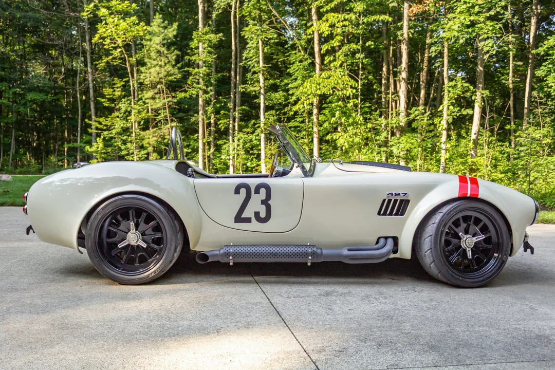 Shelby Cobra Replica - Image 7 of 31