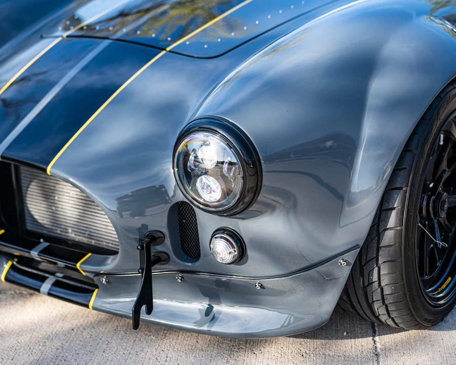 Shelby Cobra Replica - Image 8 of 31