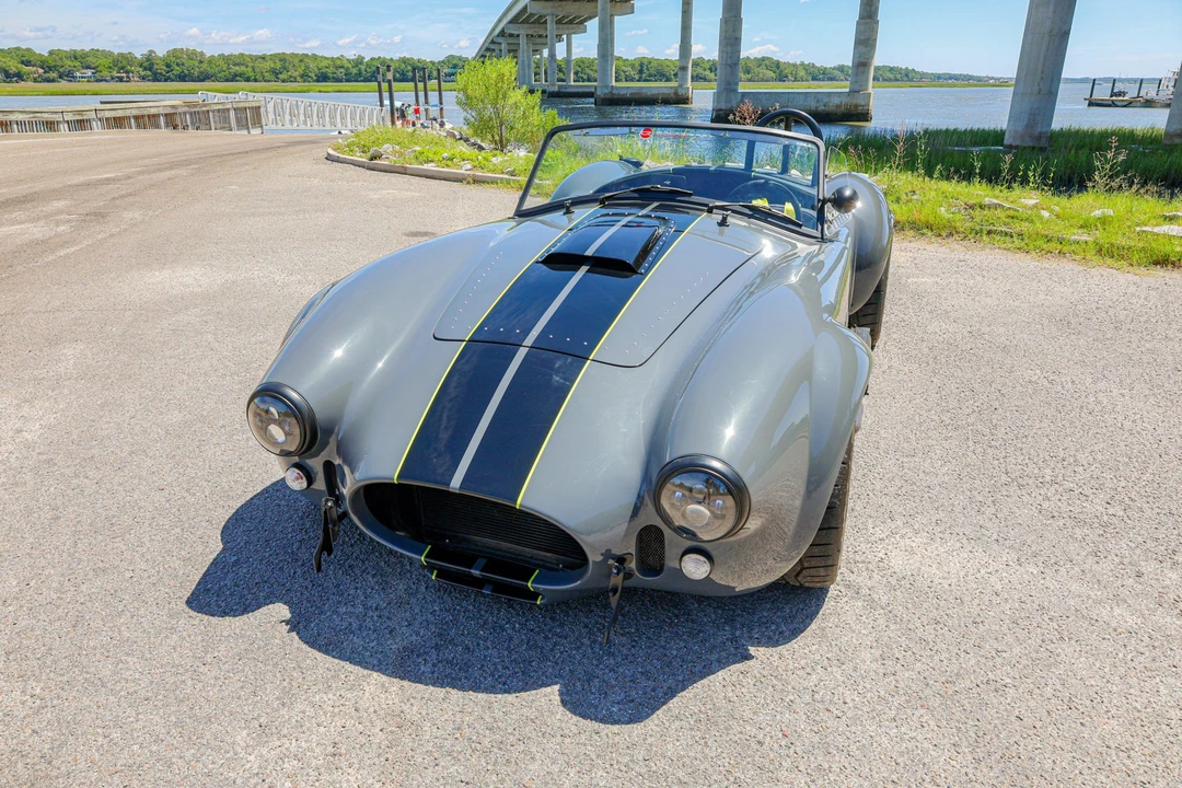 Shelby Cobra Replica - Image 12 of 31