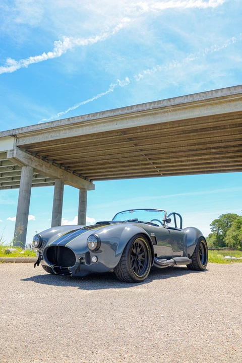 Shelby Cobra Replica - Image 4 of 31