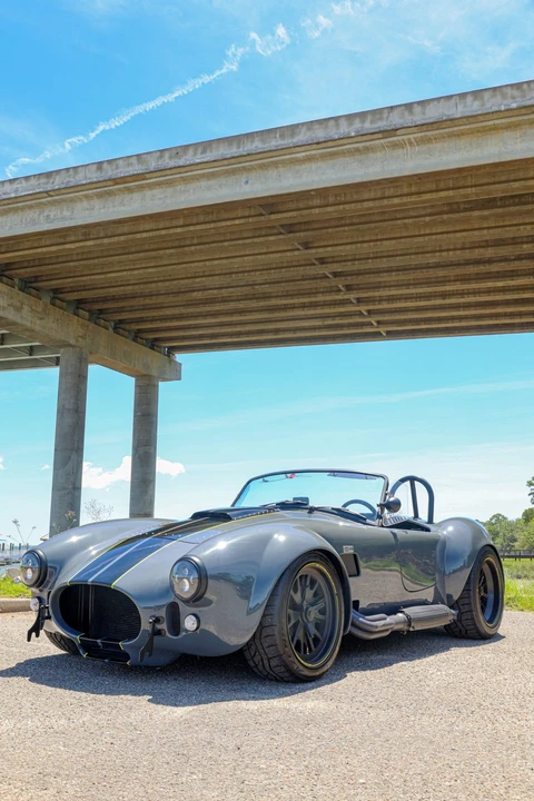 Shelby Cobra Replica - Image 5 of 31