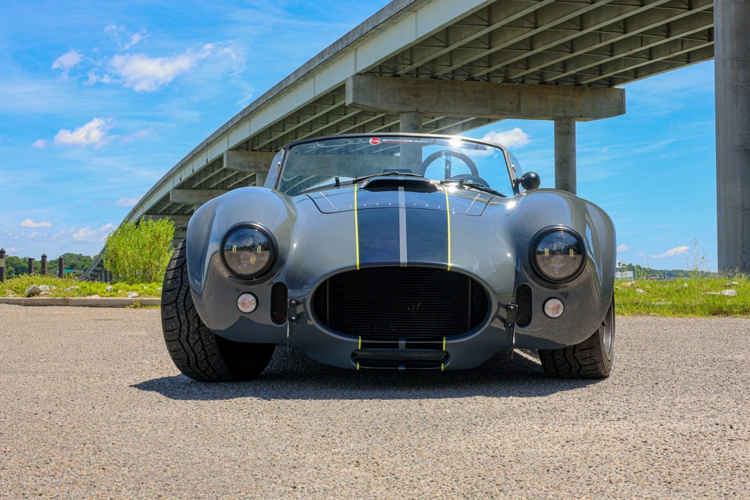 Shelby Cobra Replica - Image 18 of 31