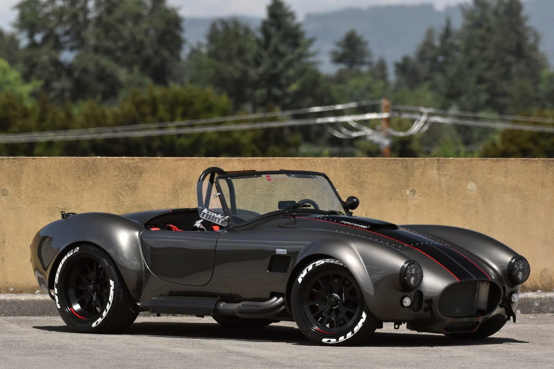 Shelby Cobra Replica - Image 4 of 31