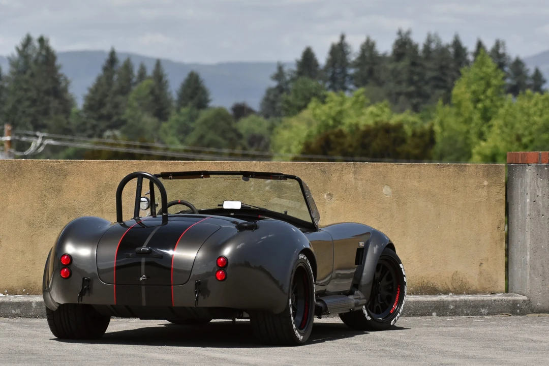 Shelby Cobra Replica - Image 30 of 31