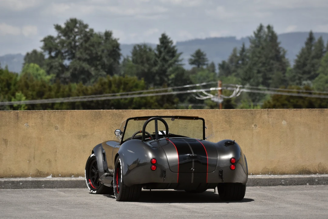 Shelby Cobra Replica - Image 26 of 31