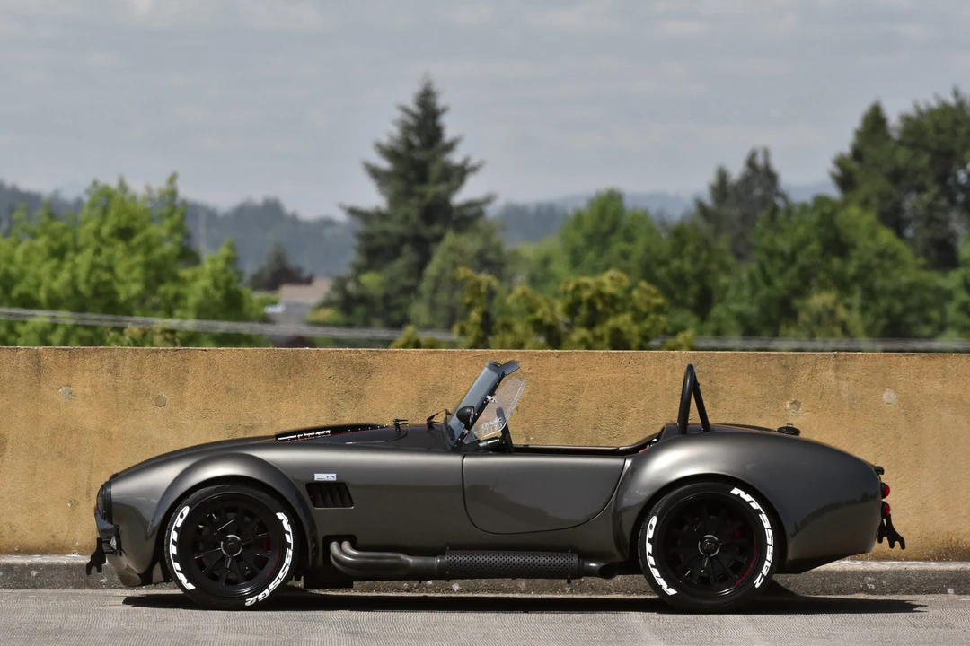 Shelby Cobra Replica - Image 22 of 31