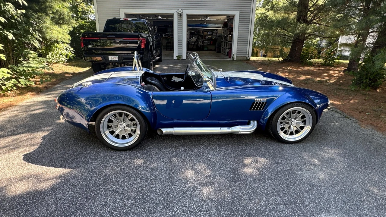 Shelby Cobra Replica - Image 8 of 31