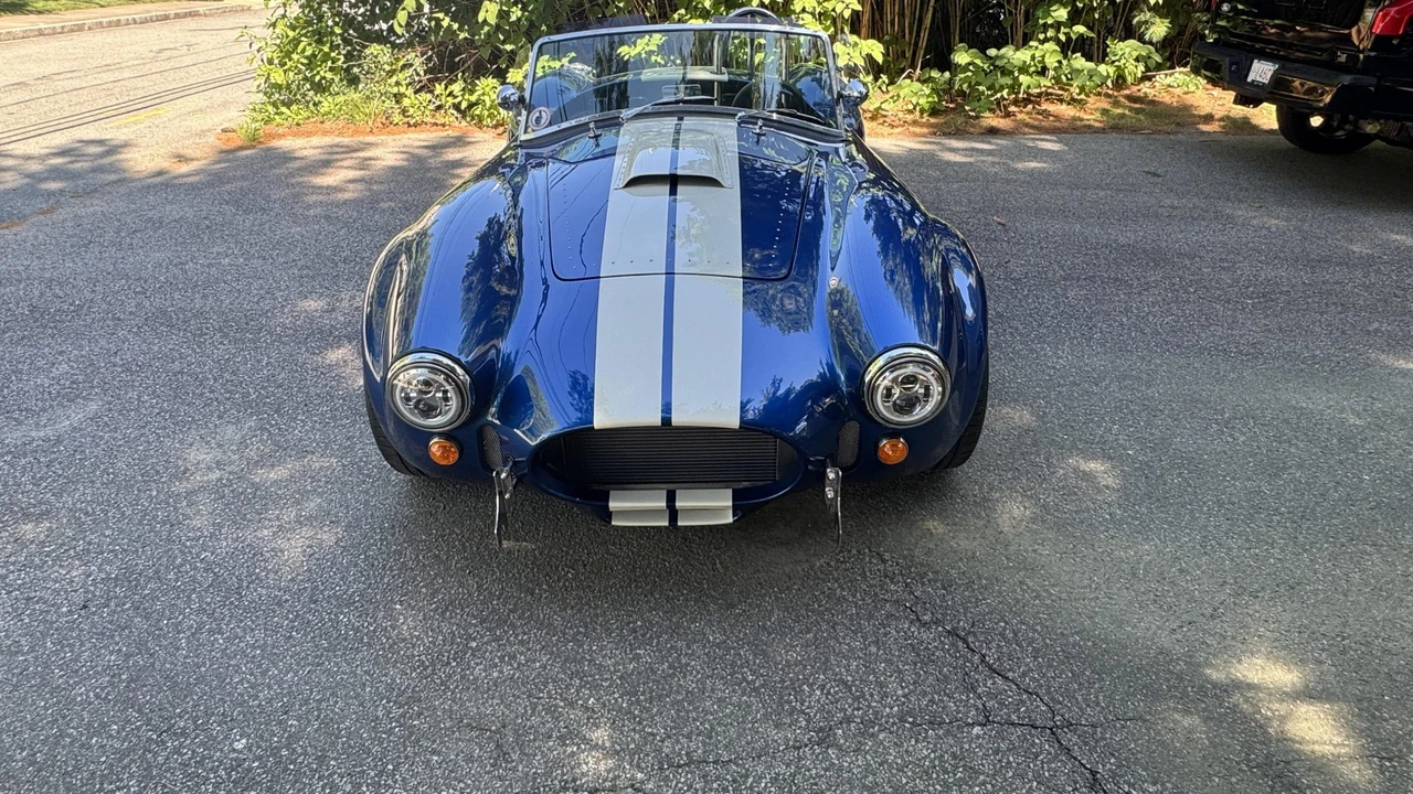 Shelby Cobra Replica - Image 2 of 31