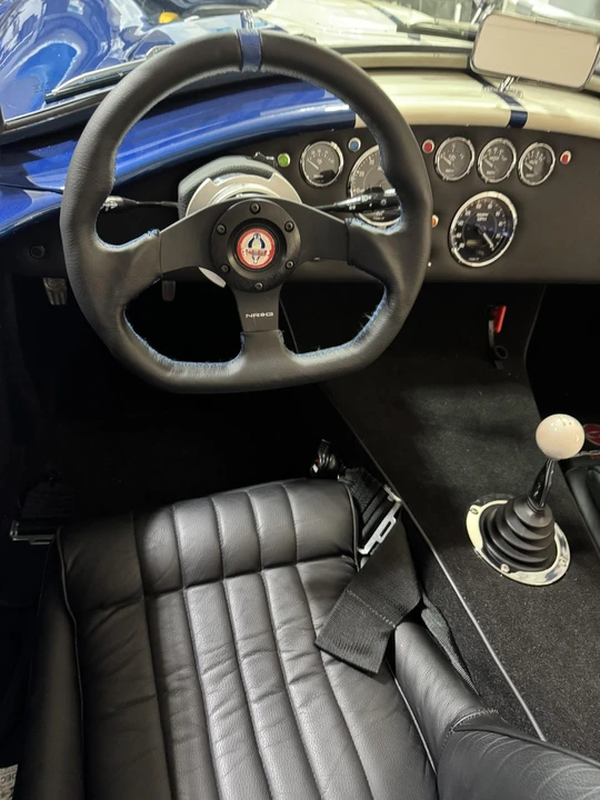 Shelby Cobra Replica - Image 23 of 31