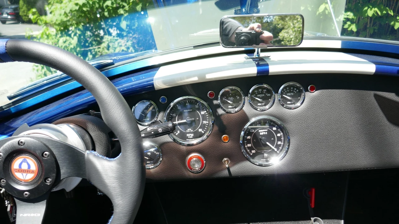 Shelby Cobra Replica - Image 24 of 31
