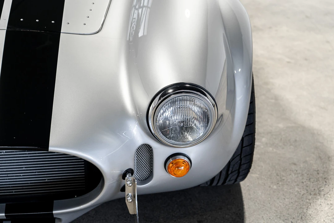 Shelby Cobra Replica - Image 21 of 31
