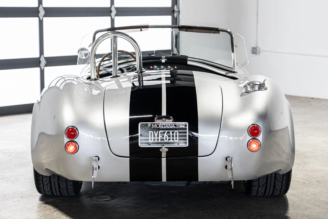 Shelby Cobra Replica - Image 16 of 31