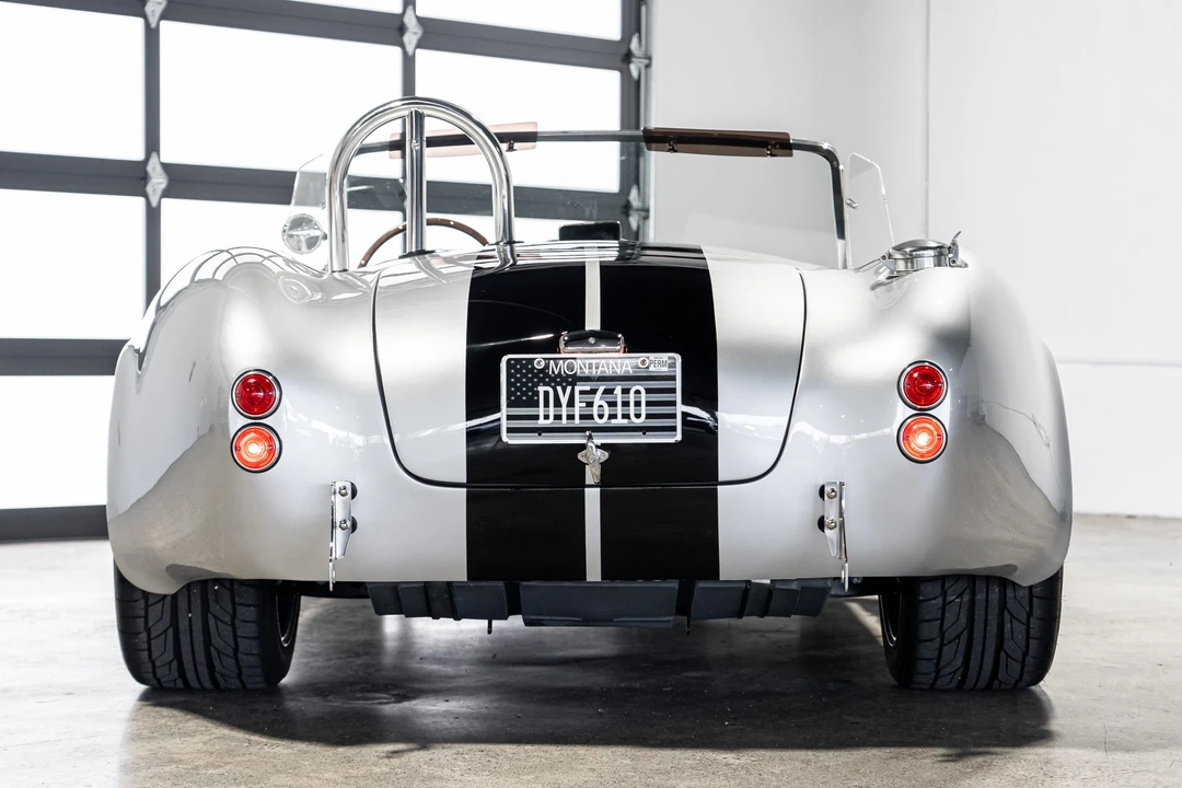 Shelby Cobra Replica - Image 17 of 31