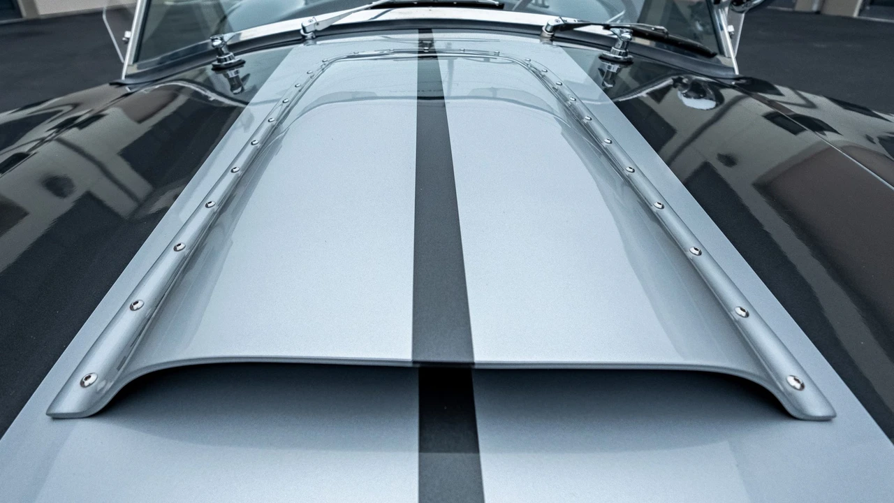 Shelby Cobra Replica - Image 23 of 31