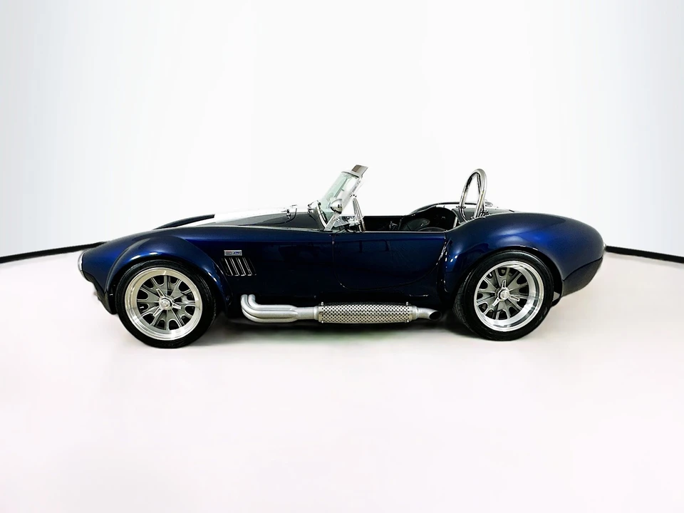 Shelby Cobra Replica - Image 5 of 31