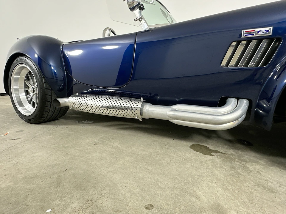 Shelby Cobra Replica - Image 11 of 31