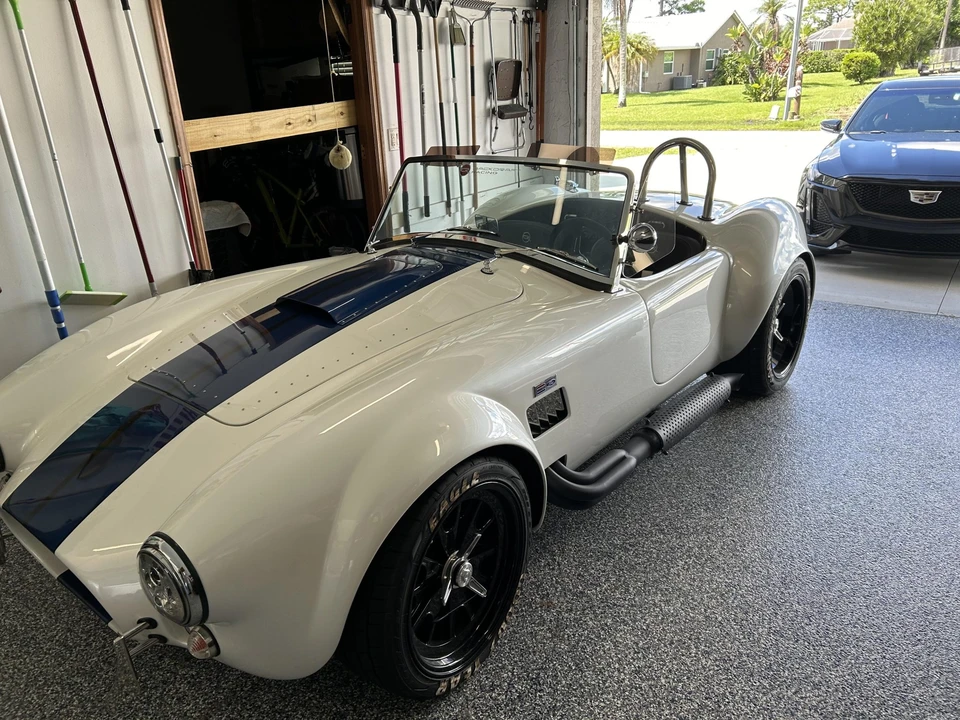 Shelby Cobra Replica - Image 20 of 31