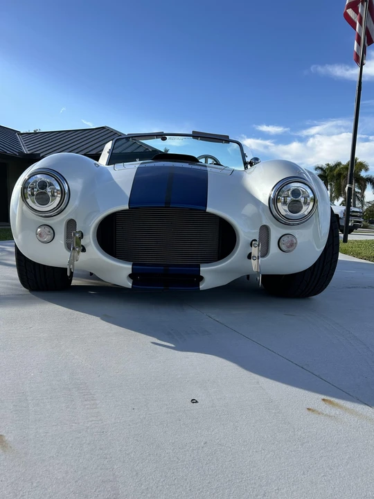 Shelby Cobra Replica - Image 19 of 31