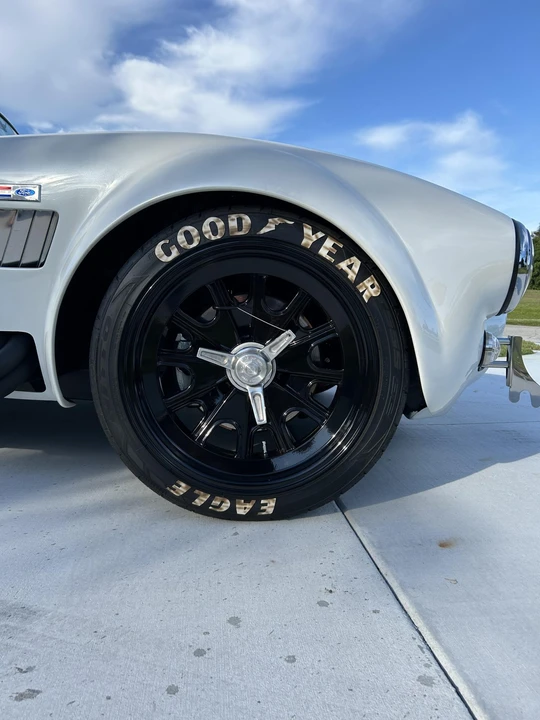 Shelby Cobra Replica - Image 26 of 31