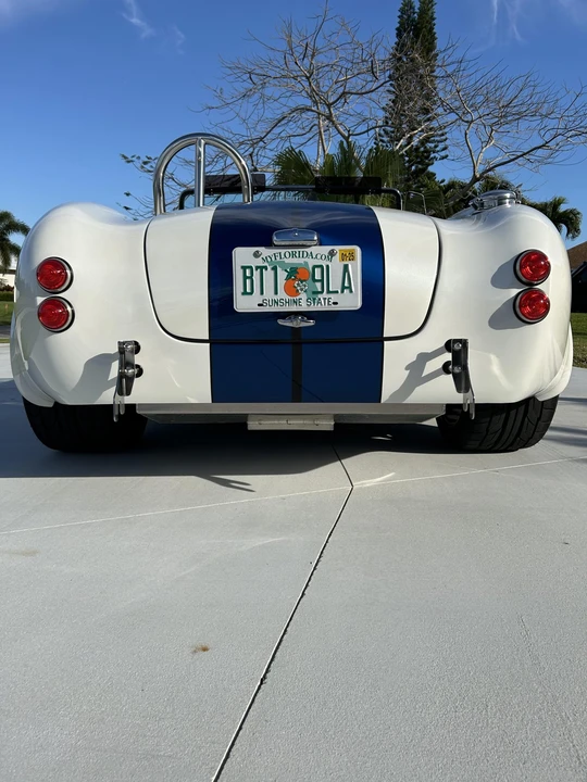 Shelby Cobra Replica - Image 20 of 31