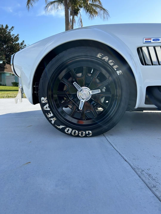 Shelby Cobra Replica - Image 24 of 31
