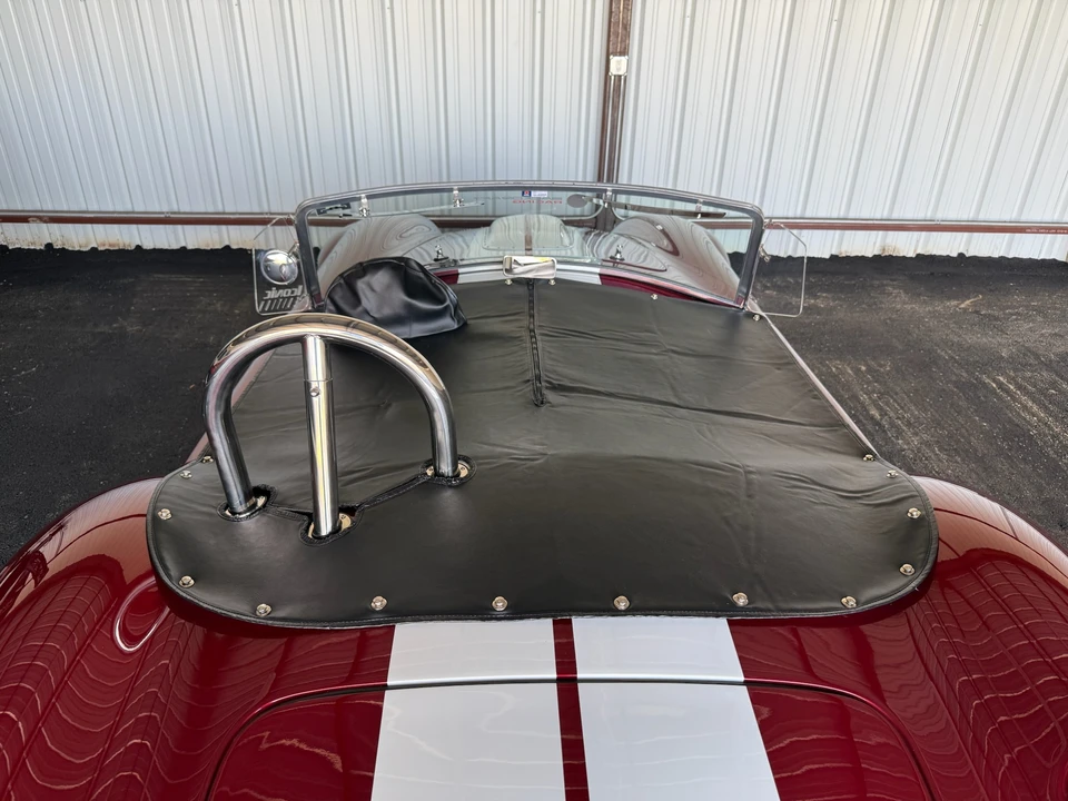 Shelby Cobra Replica - Image 25 of 31