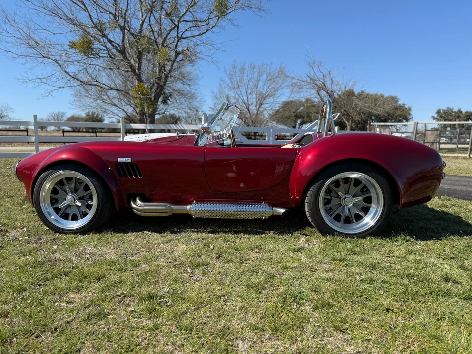 Shelby Cobra Replica - Image 20 of 31