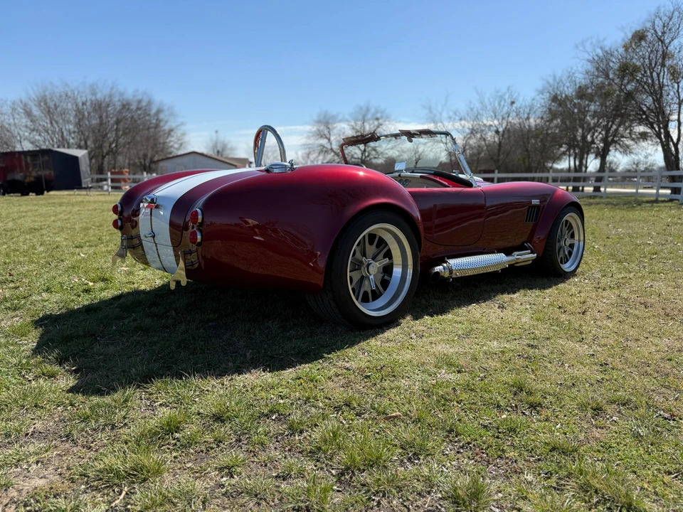 Shelby Cobra Replica - Image 15 of 31