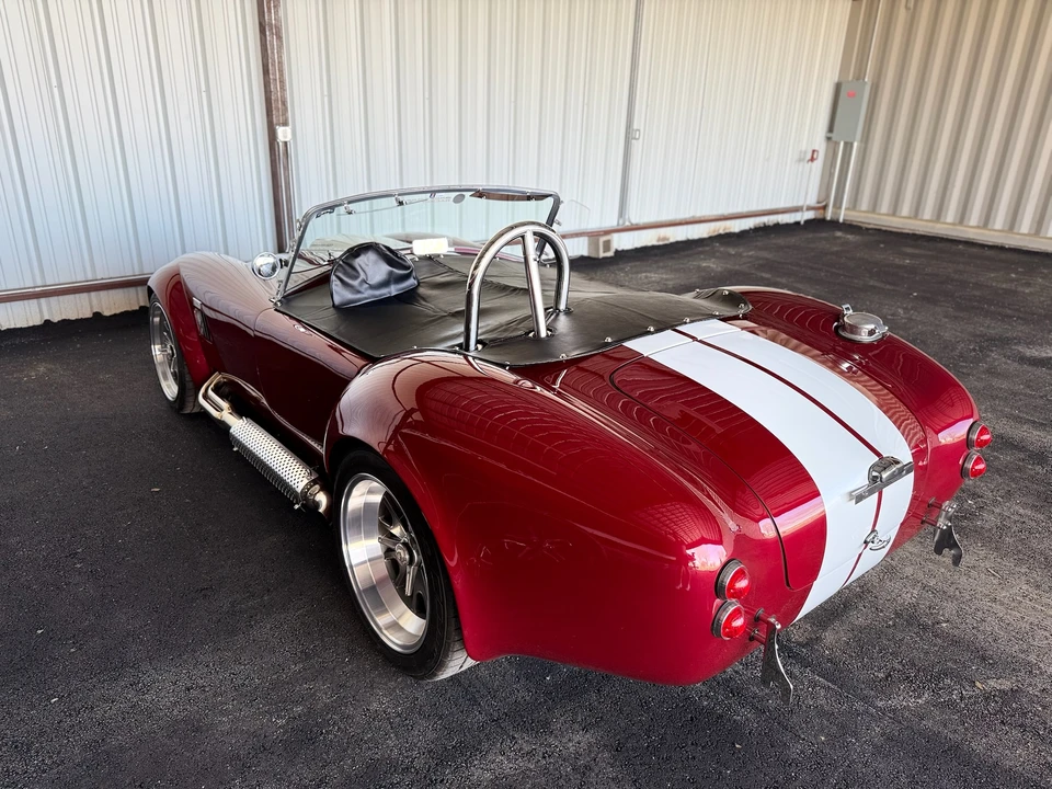 Shelby Cobra Replica - Image 23 of 31