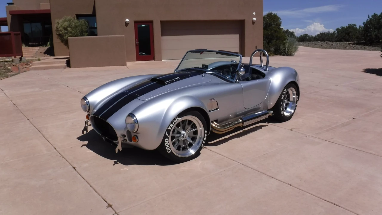 Shelby Cobra Replica - Image 3 of 31