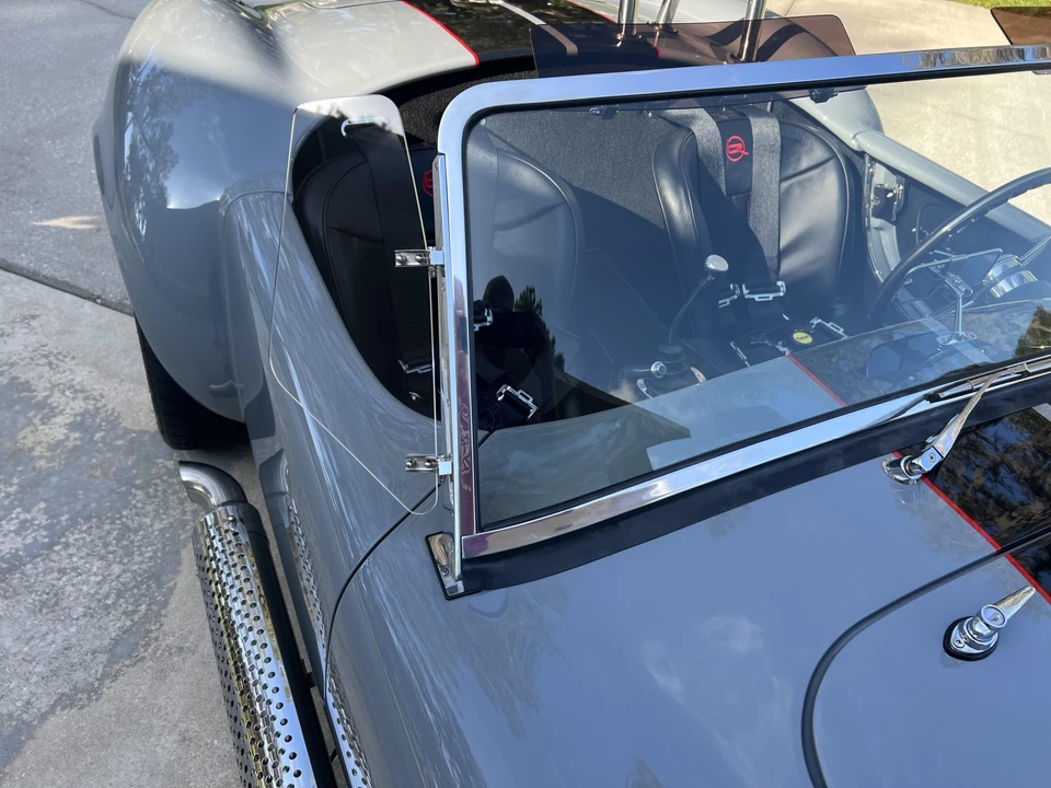 Shelby Cobra Replica - Image 24 of 31