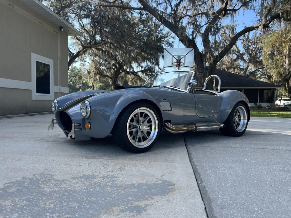 Shelby Cobra Replica - Image 2 of 31