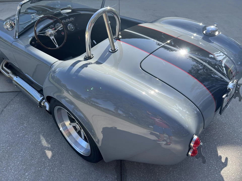 Shelby Cobra Replica - Image 29 of 31