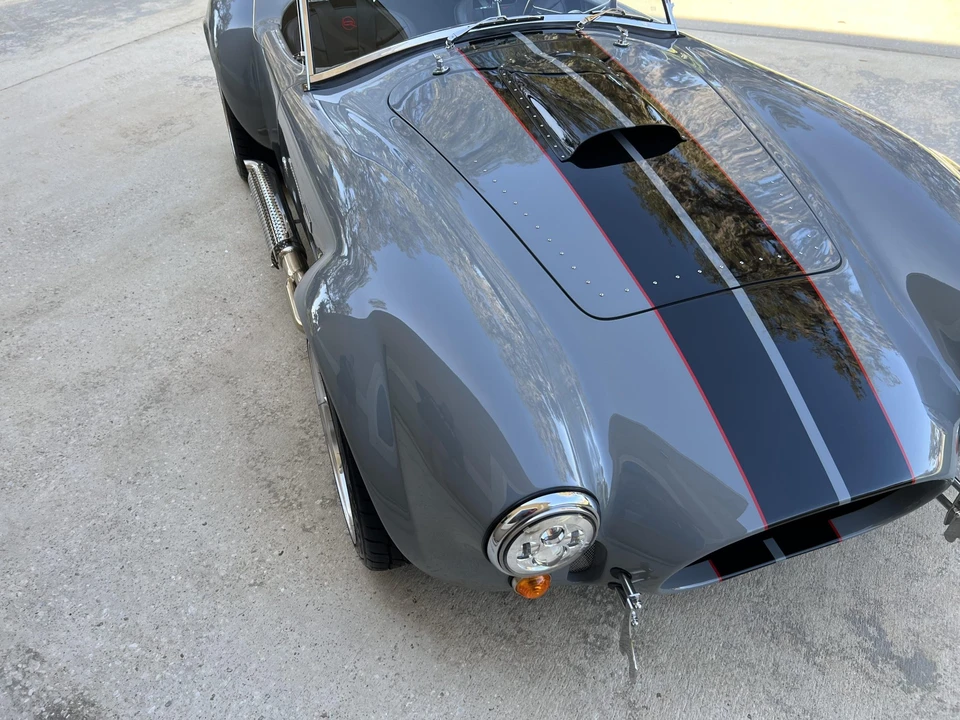 Shelby Cobra Replica - Image 21 of 31