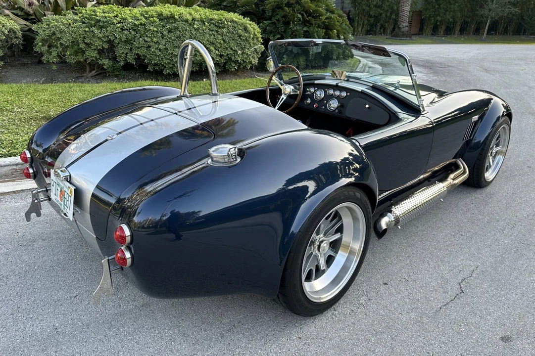Shelby Cobra Replica - Image 14 of 31