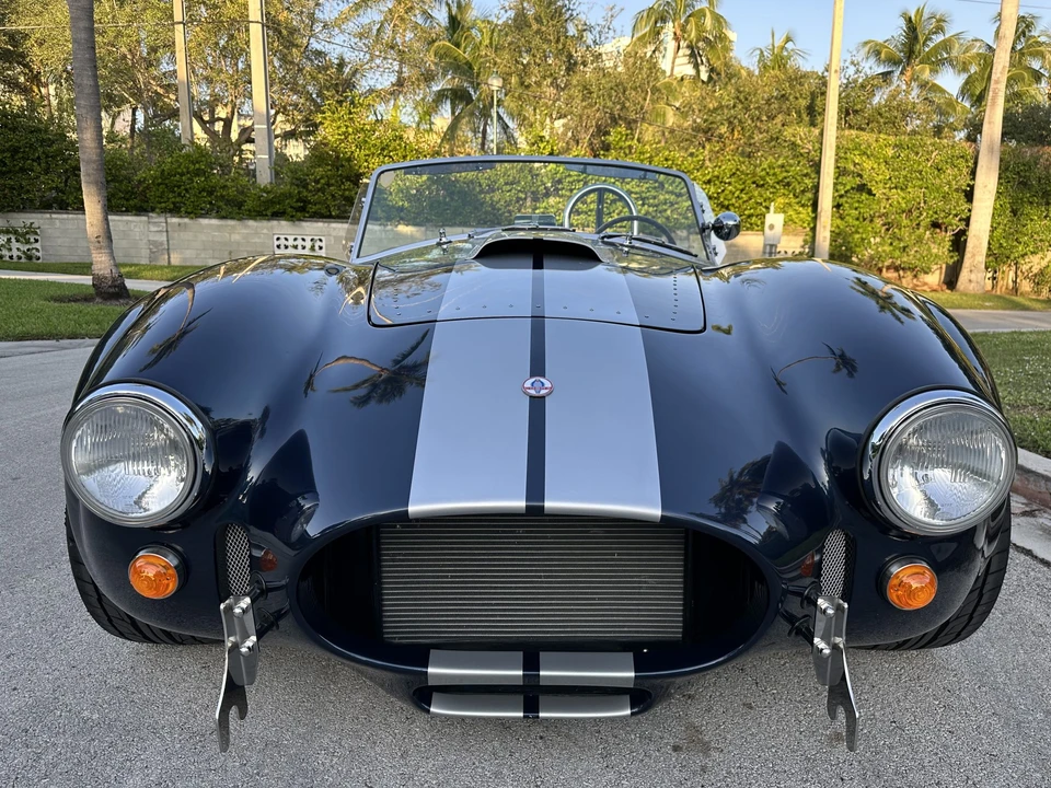 Shelby Cobra Replica - Image 25 of 31