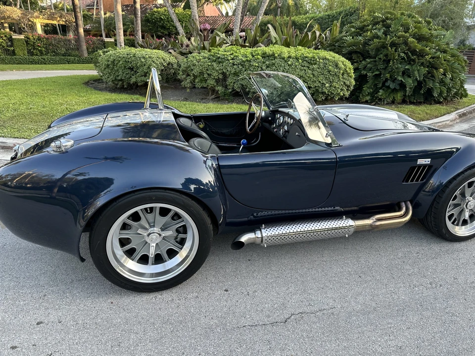 Shelby Cobra Replica - Image 15 of 31