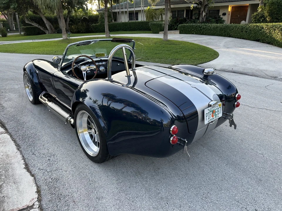 Shelby Cobra Replica - Image 8 of 31