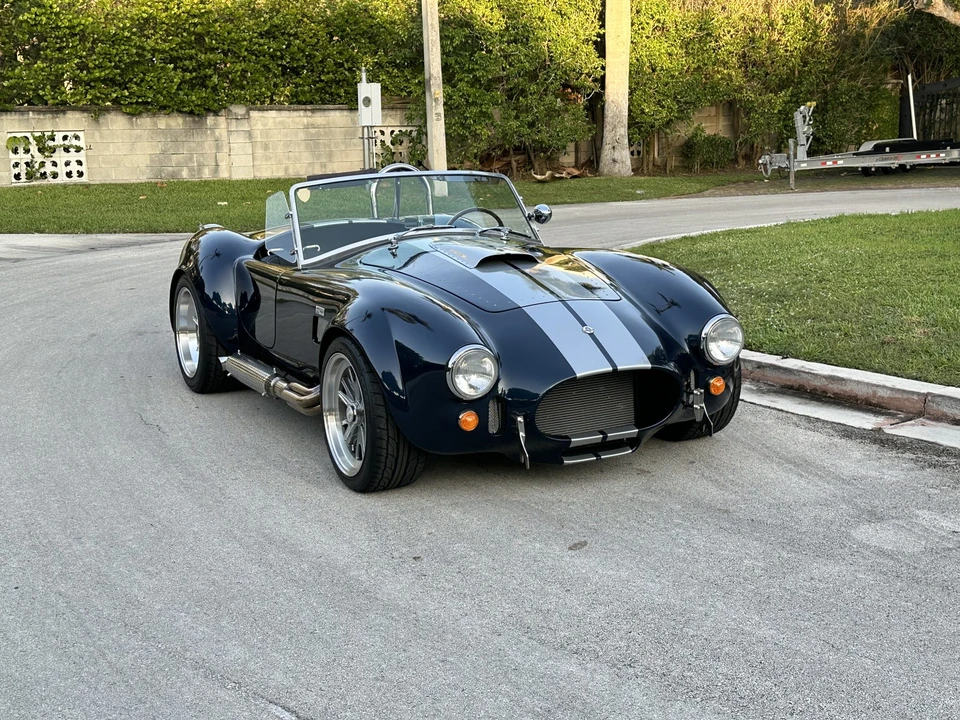 Shelby Cobra Replica - Image 21 of 31