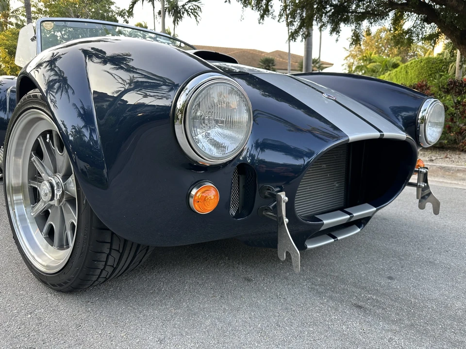 Shelby Cobra Replica - Image 24 of 31