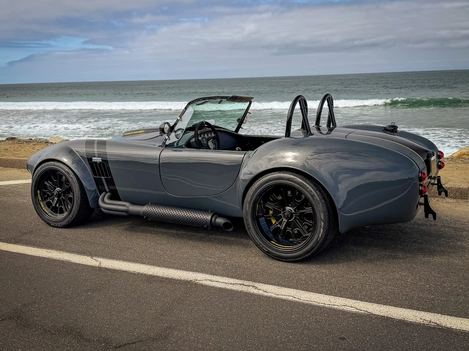 Shelby Cobra Replica - Image 13 of 31