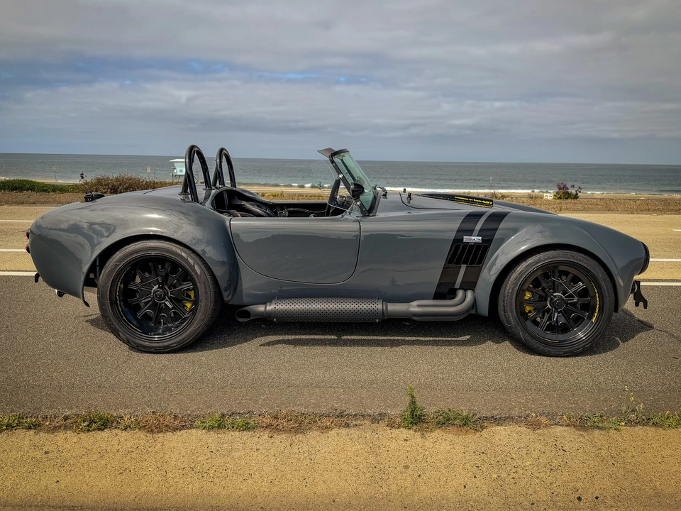 Shelby Cobra Replica - Image 29 of 31