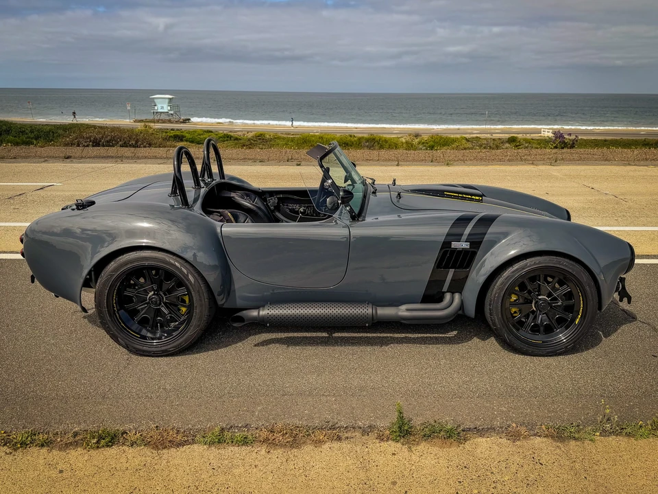 Shelby Cobra Replica - Image 31 of 31