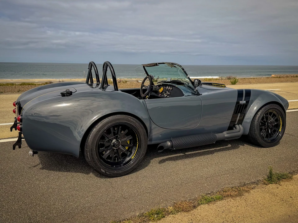 Shelby Cobra Replica - Image 26 of 31