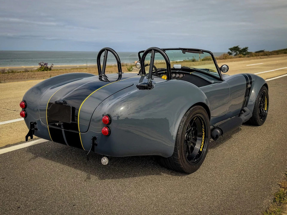 Shelby Cobra Replica - Image 24 of 31